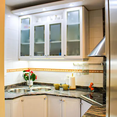 Montroig Penthouse In Apartment