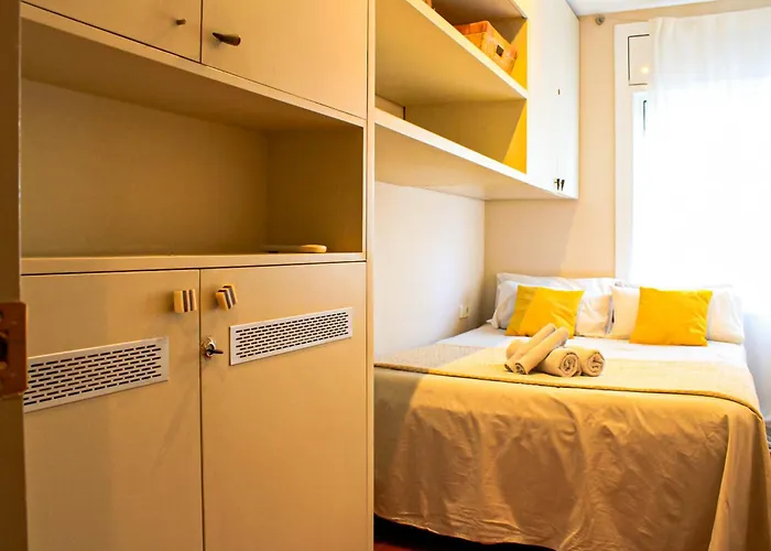 Daire Montroig Penthouse In Sitges