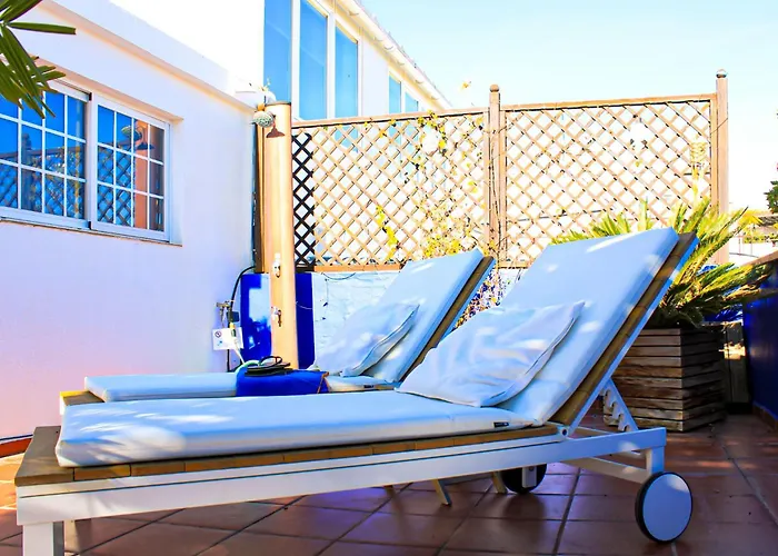 Montroig Penthouse In Daire Sitges